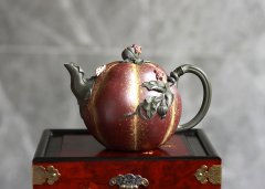 陈友林藏品 《南瓜壶》被北京天安门管理委员会收藏